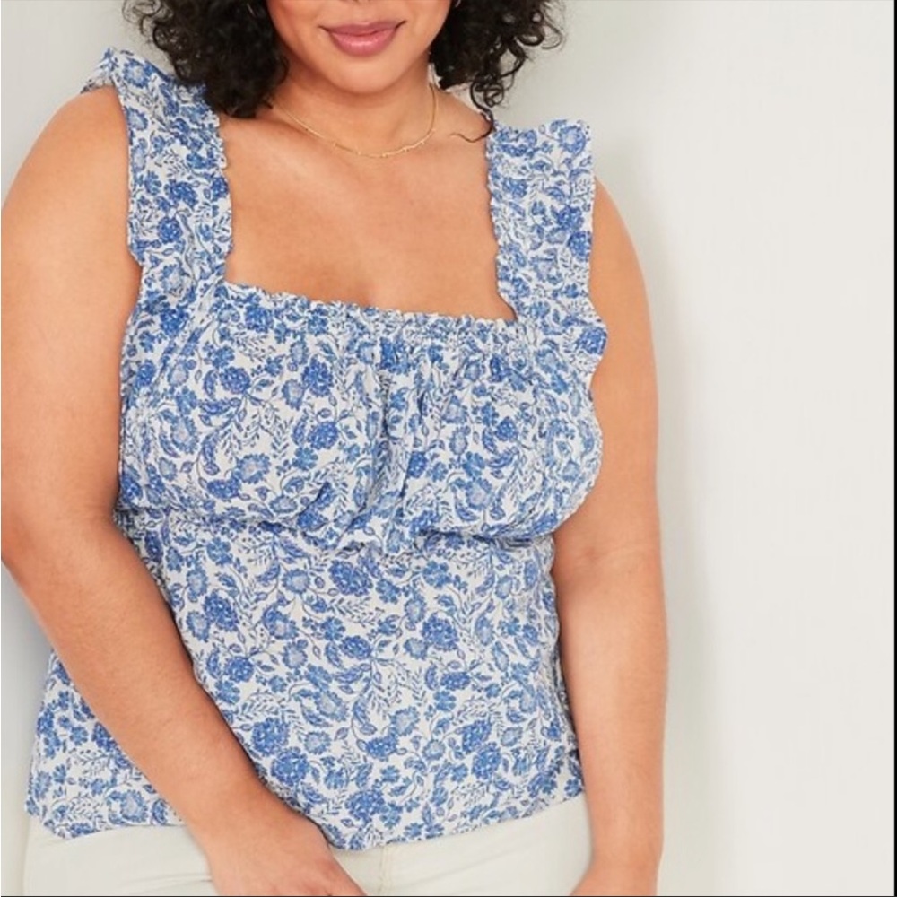 Old Navy blue floral print ruffled top Size XXL